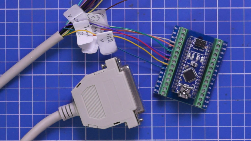 Arduino Nano mit angschlossenen Kabel